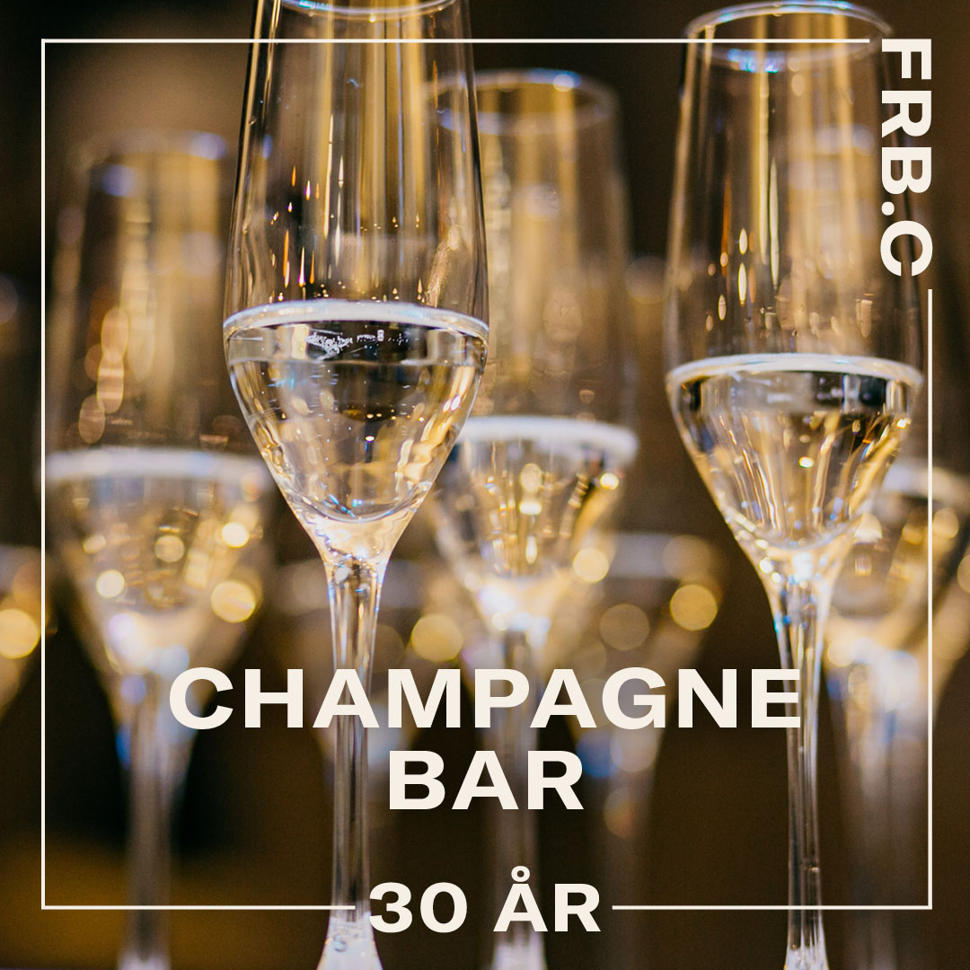 Kig forbi champagnebaren på plan 3 og nyd et glas 